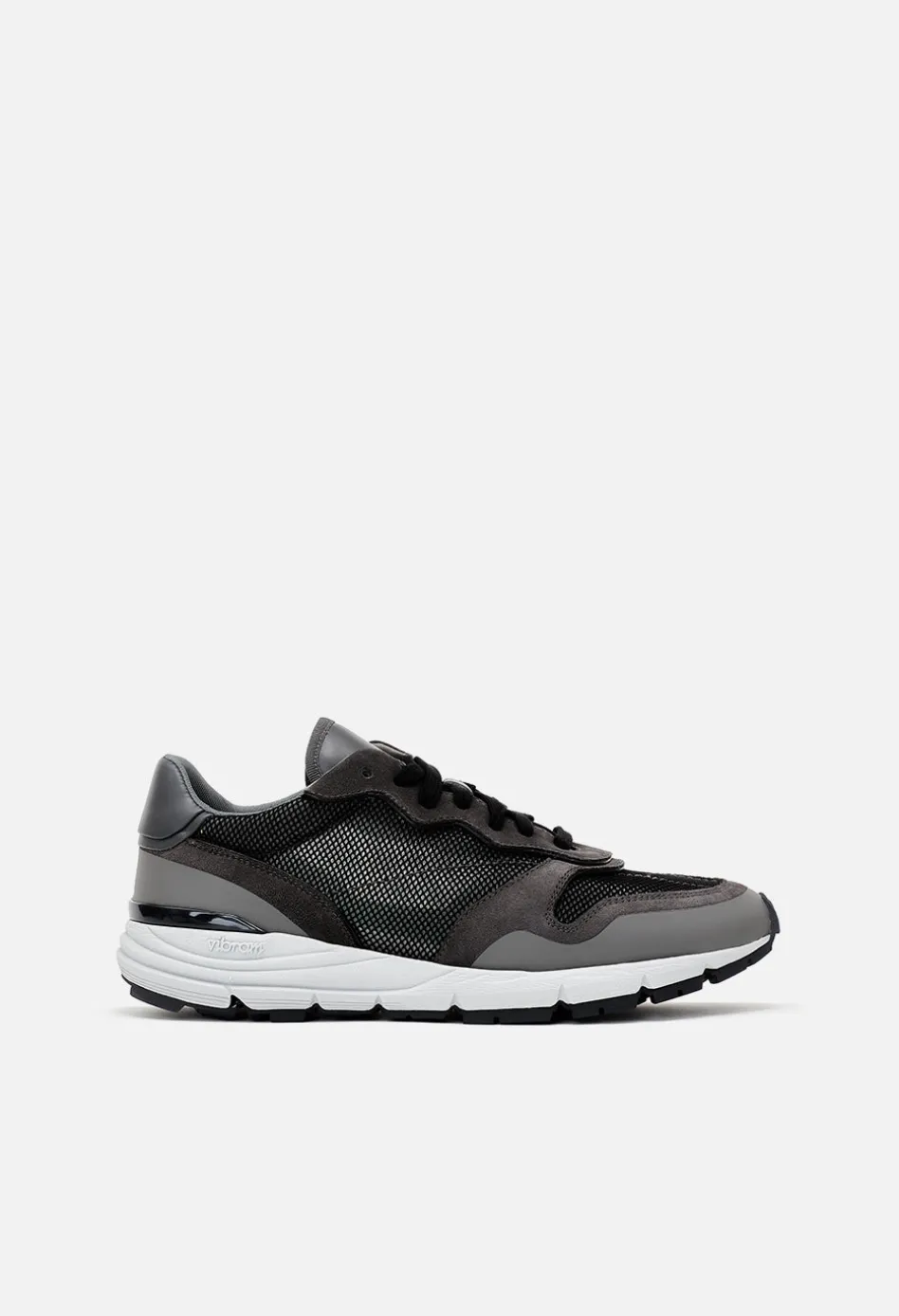 Edition One Runner