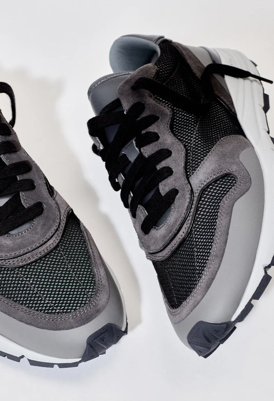 Edition One Runner