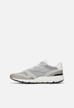 Edition One Runner