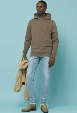 Hooded Villain