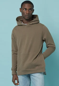 Hooded Villain