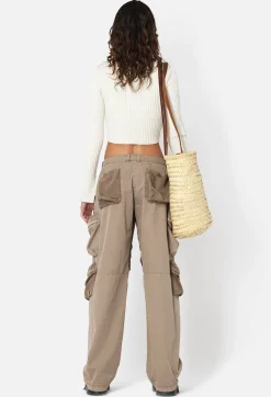 Parachute Cargo