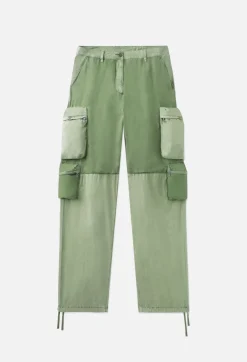 Parachute Cargo