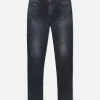 The Cast 2 Rigid Selvedge